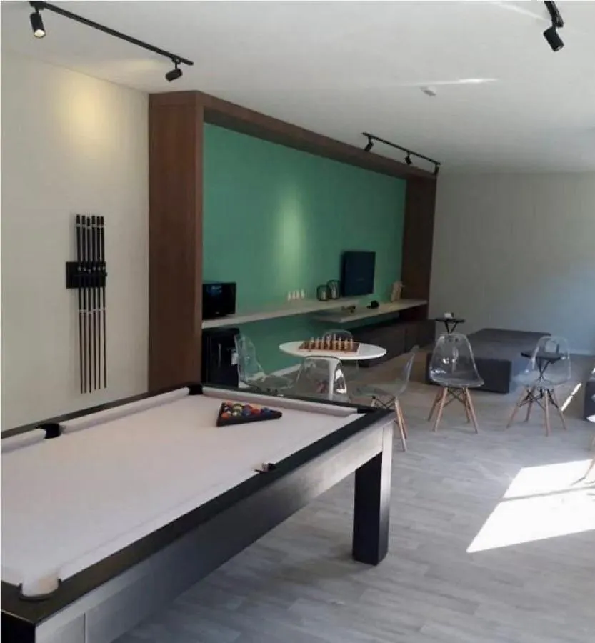 Studio Paris Prox Metro Bras Feirinha Madrugada Templo Salomao São Paulo Brazilië